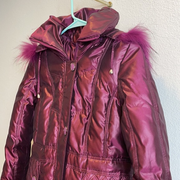 SUNA Korea duck down feathers long fitted hooded puffer coat - Picture 3 of 12